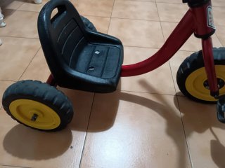 Triciclo infantil GREAT rojo