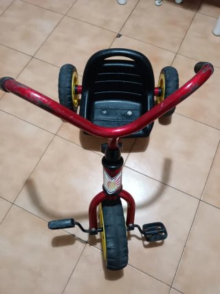 Triciclo infantil GREAT rojo