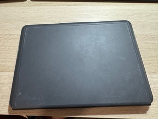 Funda Teclado Trust iPad 6ª Gen