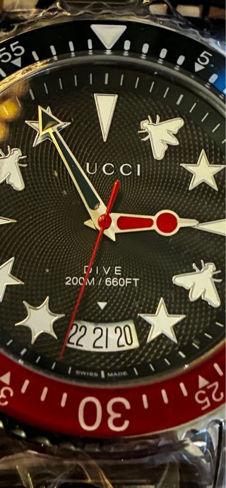 Reloj Gucci Dive Nuevo