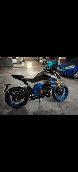 Piaggio Porter 2025