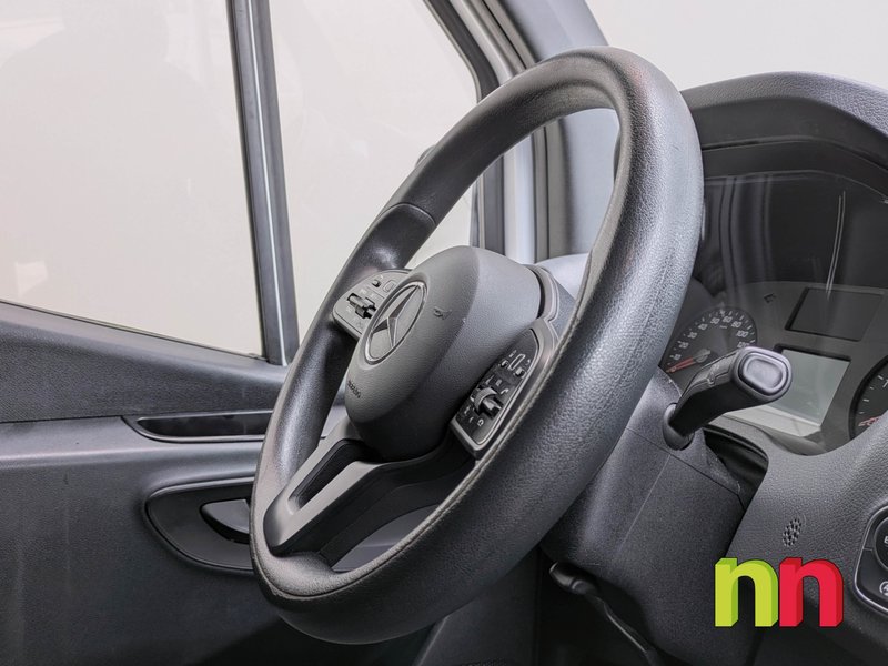 Mercedes-Benz Sprinter 2022, foto 15
