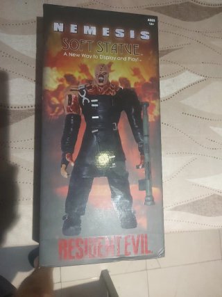 Figura Nemesis Soft Statue Resident Evil