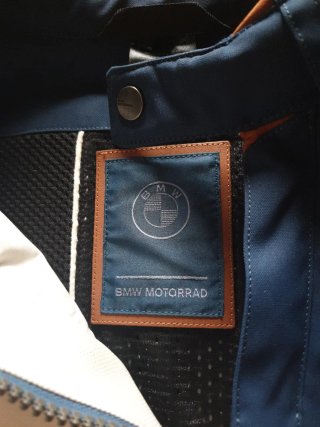 Chaqueta motera BMW azul y marrón