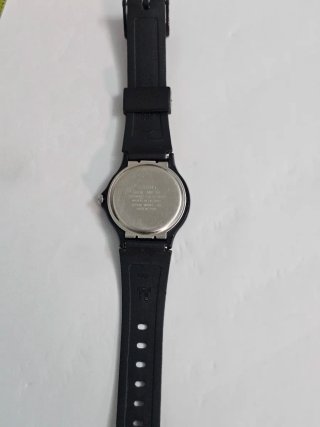 Reloj Casio Quartz Blanco