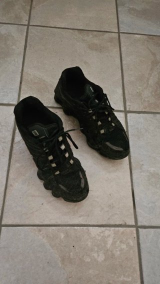 Zapatillas Nike Negras y Grises