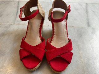 Cuñas Esparto Rojas Talla 37