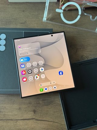 Samsung Galaxy Z Fold 8 Ultra – REESTRENO