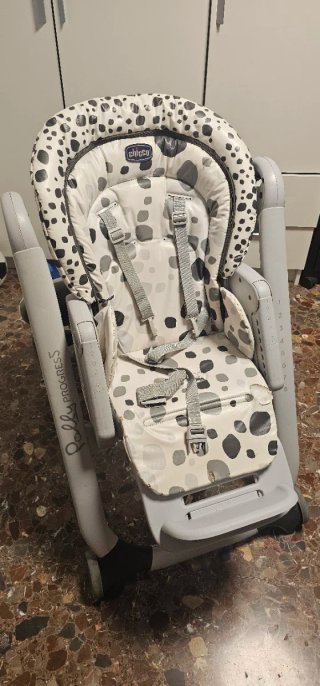 Trona Chicco Polly Progress 5