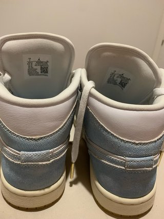 Zapatillas Jordan 1 Mid Azul Blanco