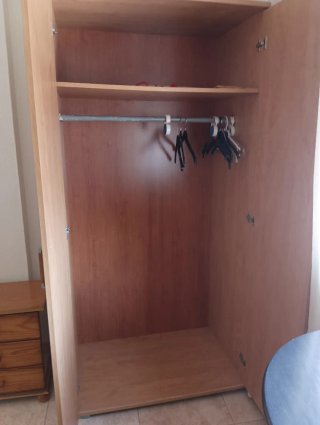 Armario de madera