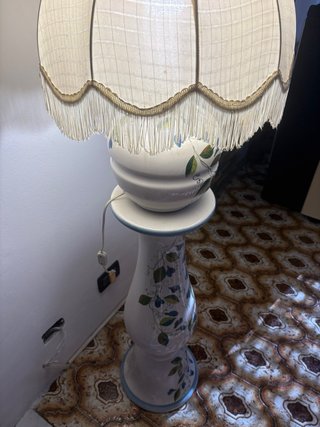 Lampada da terra vintage ceramica floreale
