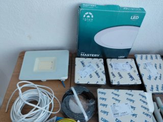 Lote material eléctrico