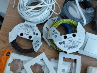Lote material eléctrico