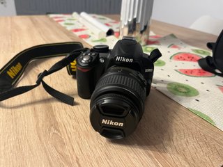 Cámara Nikon D3100 + Accesorios