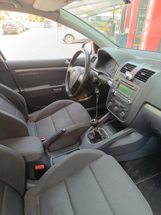 Golf 1.9 TDI 2006 – 500.000 km  Necesita embrague
