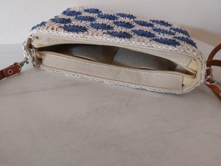 Bolso crochet beige y azul nuevo