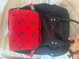 Mochila Mickey Mouse Negra y Roja + Regalo