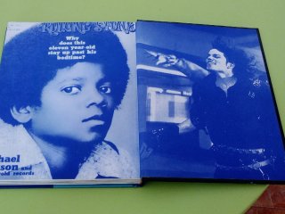 Moonwalk, escrito por el propio Michael Jackson