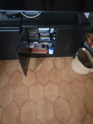 Mueble de comedor negro