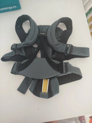 Mochila Porteo BabyBjorn Move 3D Mesh Gris