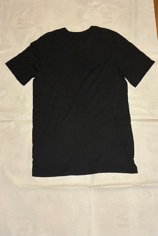 Camiseta Nike Negra Logo Grande