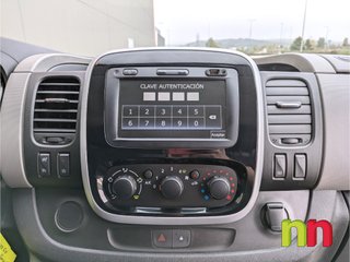 Renault Trafic Combi 9 L1H1 2.0DCi 145cv + NAVI 2.0DCi 145cv