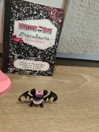 Monster High Draculaura G1 Muñeca
