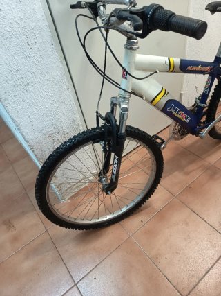 Bicicleta Montañera Azul