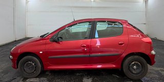 PEUGEOT 206 XR 1.4i 75CV MANUAL 5PT 5PZ AÑO 2000