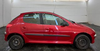 PEUGEOT 206 XR 1.4i 75CV MANUAL 5PT 5PZ AÑO 2000