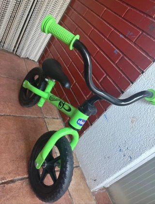 Bicicleta de equilibrio Chicco verde