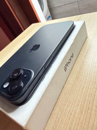 iPhone 15 128GB Gris