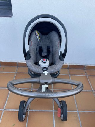 Carrito Bebé Stokke Gris con silla y capazo