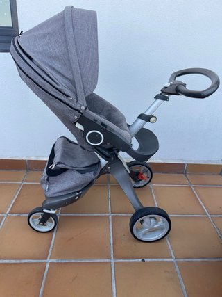 Carrito Bebé Stokke Gris con silla y capazo