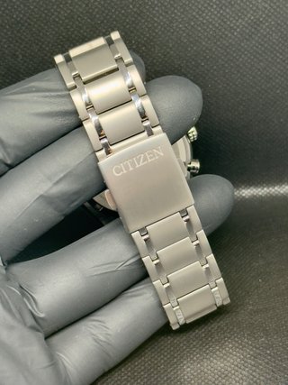 Reloj Citizen Super Titanium Eco-Drive Zafiro