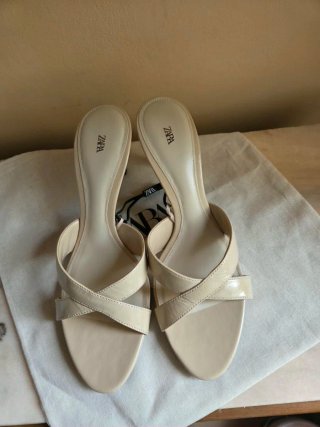 Mules Zara Piel Beige