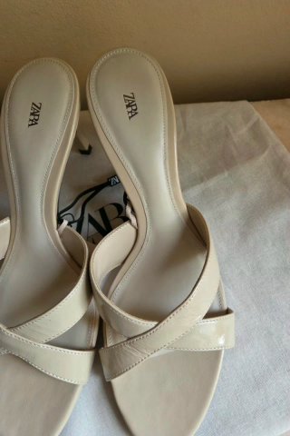 Mules Zara Piel Beige