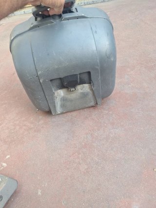 Baúl Piaggio con soporte