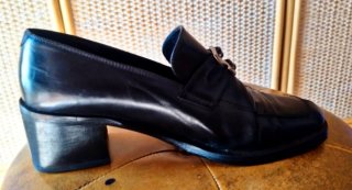 Zapatos negros tacón bajo Zamora mujer