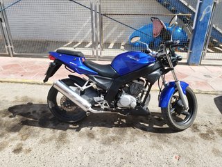 Moto Daelim Roadwin 125