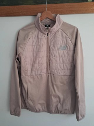 Chaqueta New Balance Rosa Palo