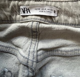 Pantalón vaquero recto gris Zara