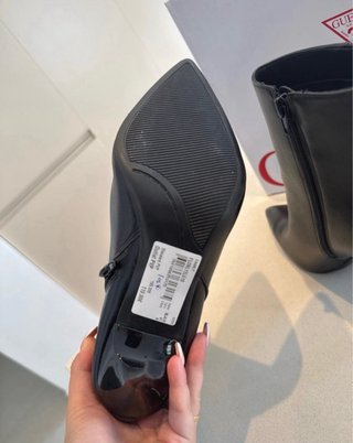 Botines Guess Tacón Alto Negros