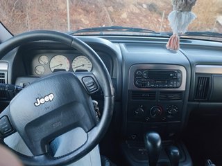 Jeep Grand Cherokee 2003
