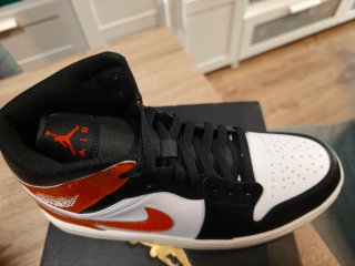 Nike Air Jordan 1 Mid Talla 44 Nuevas Originales