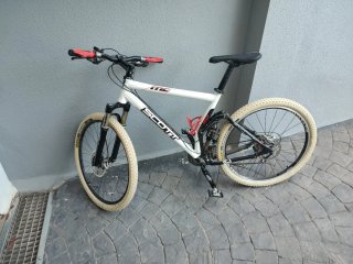 Bicicleta Scott MC Blanca