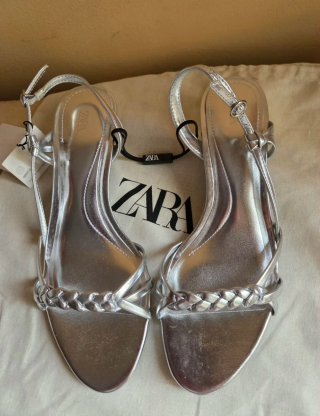 Sandalias Zara Kitten Plateadas