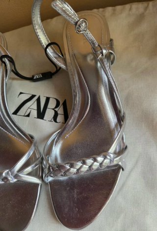 Sandalias Zara Kitten Plateadas