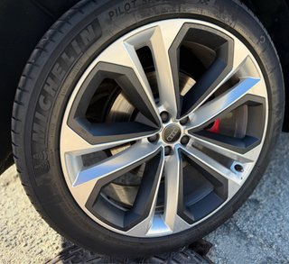 Audi Q8 2020